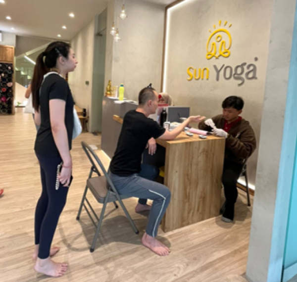 Kegiatan Edukasi Dan Cek Gula Darah Di Sun Yoga